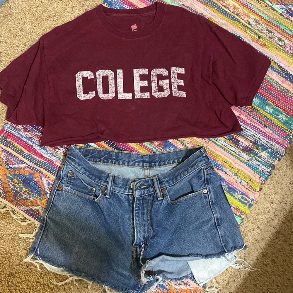 maroon Colege tee cropped